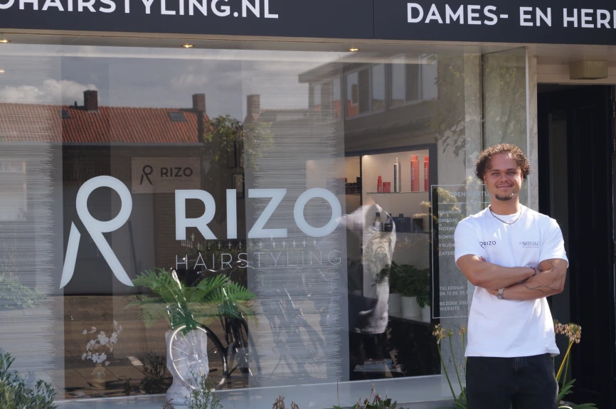 rizo-hairstyling-front rizo-hairstyling-front